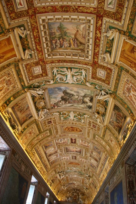 goldvaticanlibrary.jpg