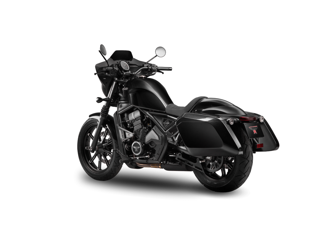 calibro-bagger-angle-back-left-1280x890