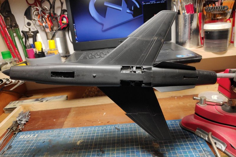 1/48 - CHANCE VOUGHT F8E CRUSADER - ESCI - EN COURS  - Page 3 Making-Of-001