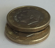 * ERROR * 1 EURO 2019 España. ERROR CON DEBERES IMPLICITOS 27-D52-A30-B08-F-44-EB-A7-A7-A46410-C74-F6-B