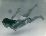 claudine-auger-mb45