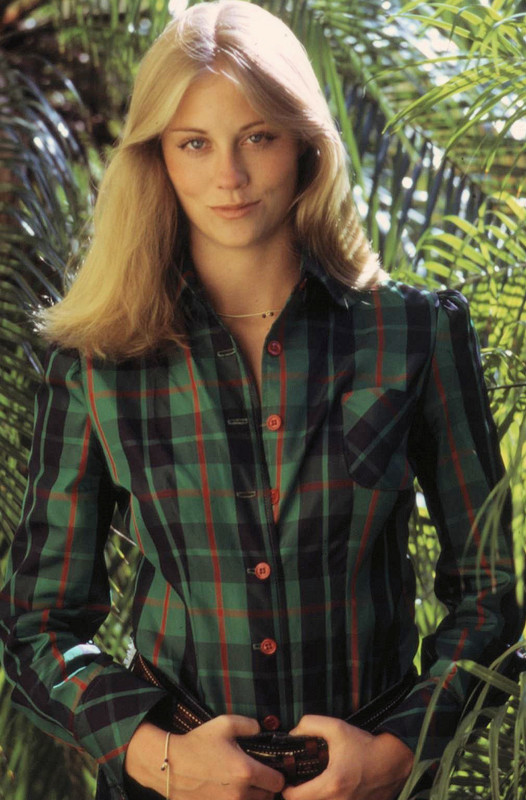 CybillShepherd_b95