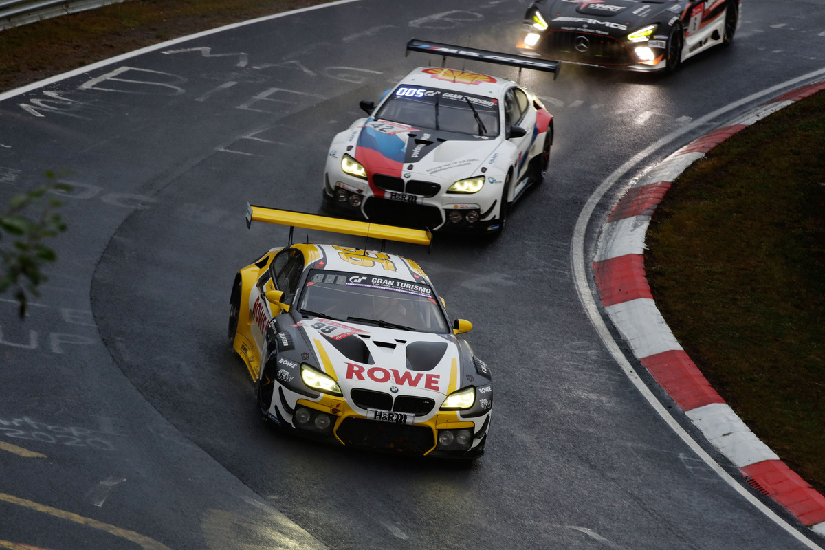 P90401766_highRes_nuerburgring-ger-27t