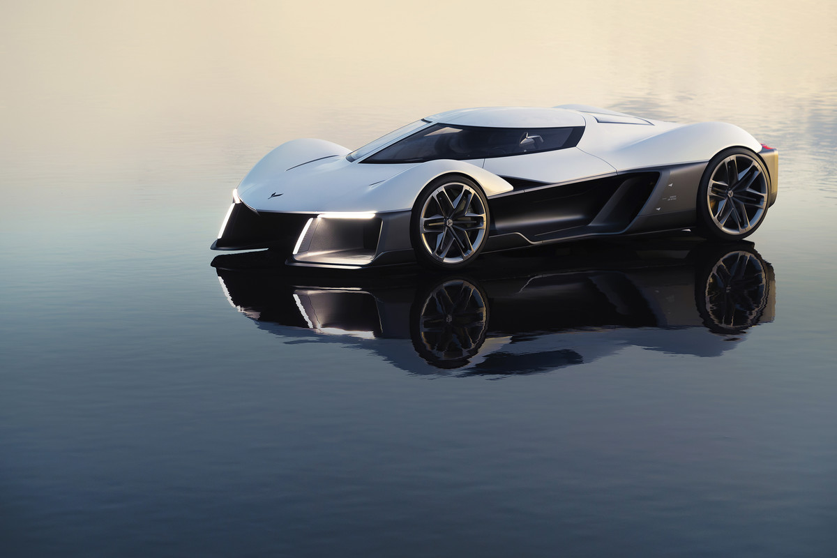 General Motors Advanced Design Concept_Corvette_driver side angle_water