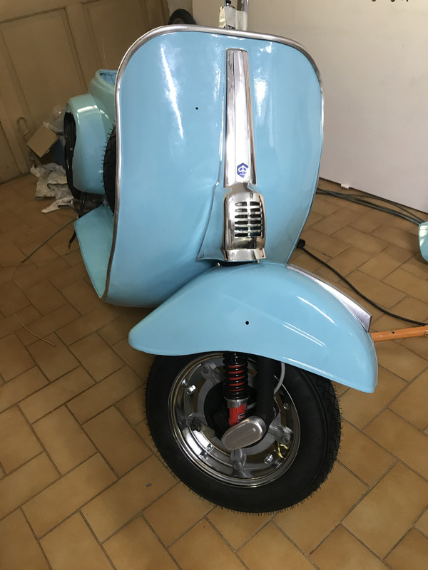 B8E750A5-3295-4C8C-9459-8117F07B2C36