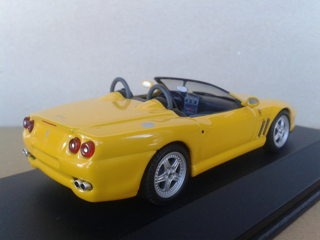 2001 Ferrari 550 Barchetta (Ixo - nº 24 Ferrari RBA) (6)
