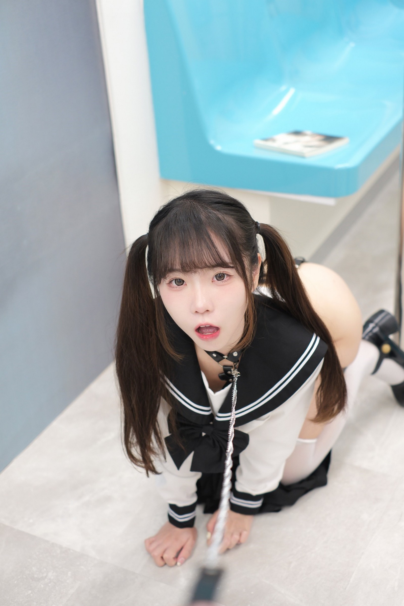 可可小白兔 電車上の女高中生 写真集 – 场景系主题 高清图集 [70P-40.5M]插图1