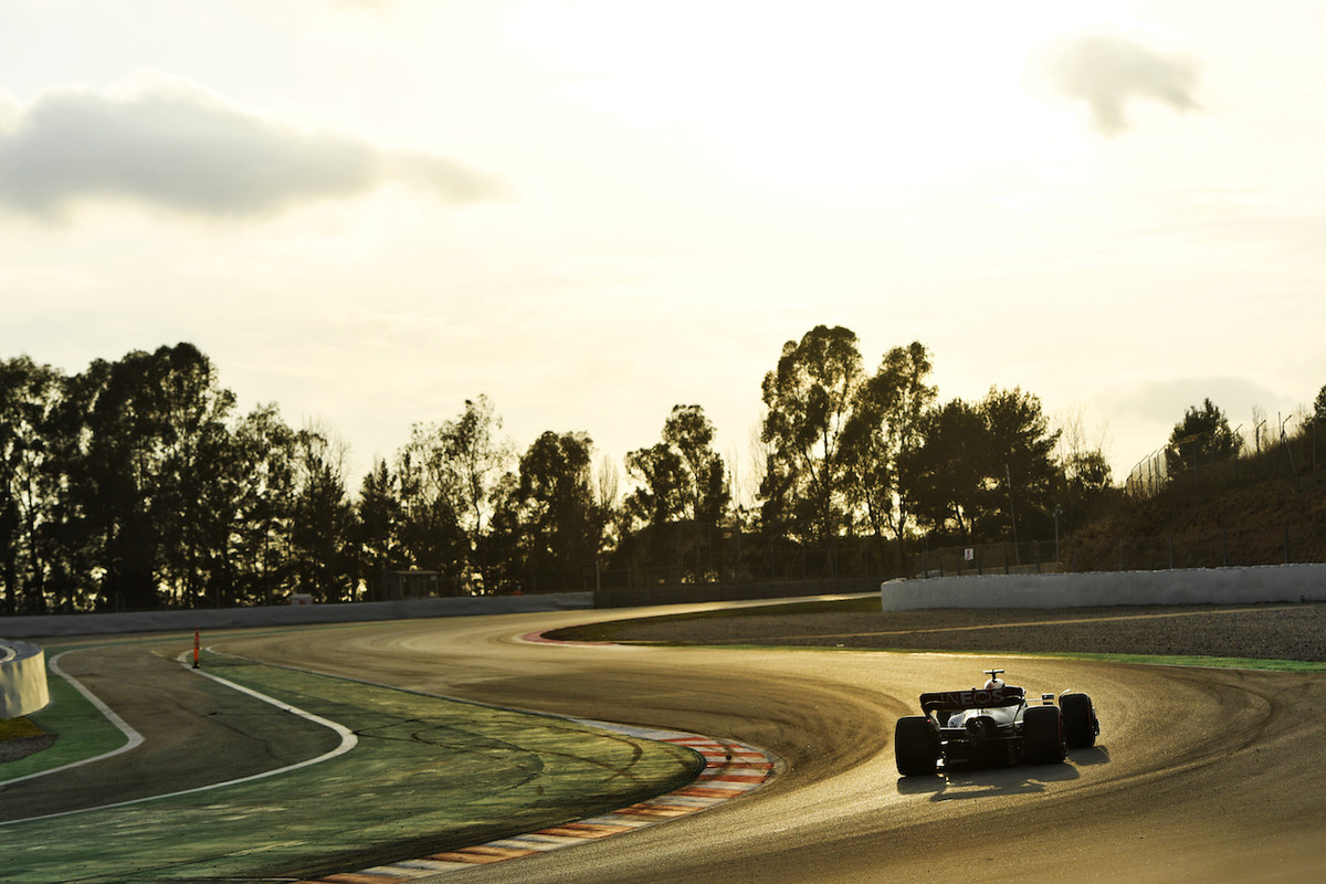 [Imagen: f1-test-barcellona-day-3-gallery-fotografica-358.jpg]