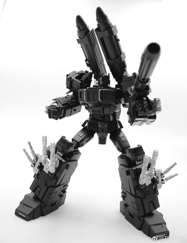 07-TFC-Toys-Rolling-Thunder