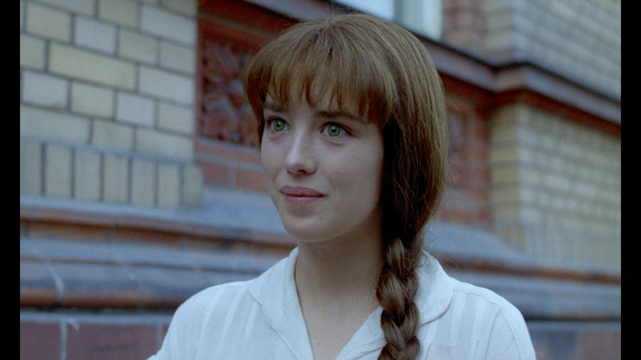mpv shot Possession 1981 2160p GBR UHD BDRemux HDR DV HEVC Нечипорук 00 22 51 0007