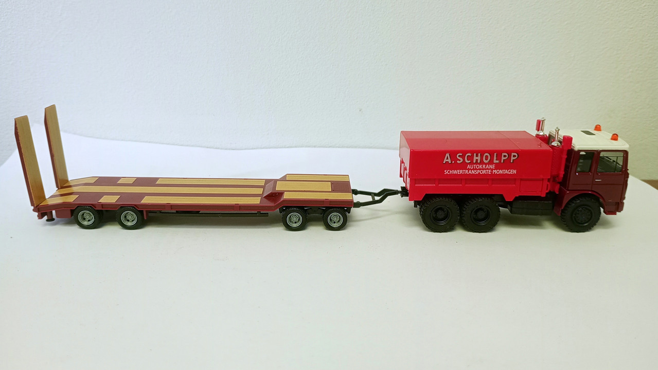 Mach (3865)