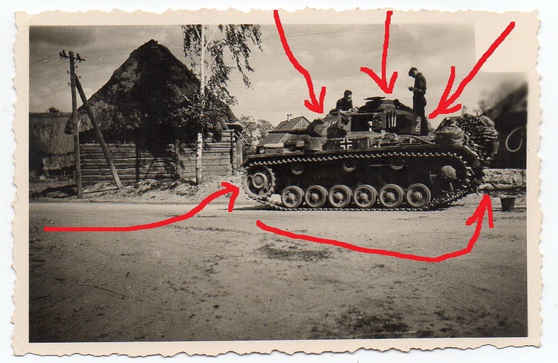 Panzer PzKfpw III Ausführung  Kennung 241 , Russ