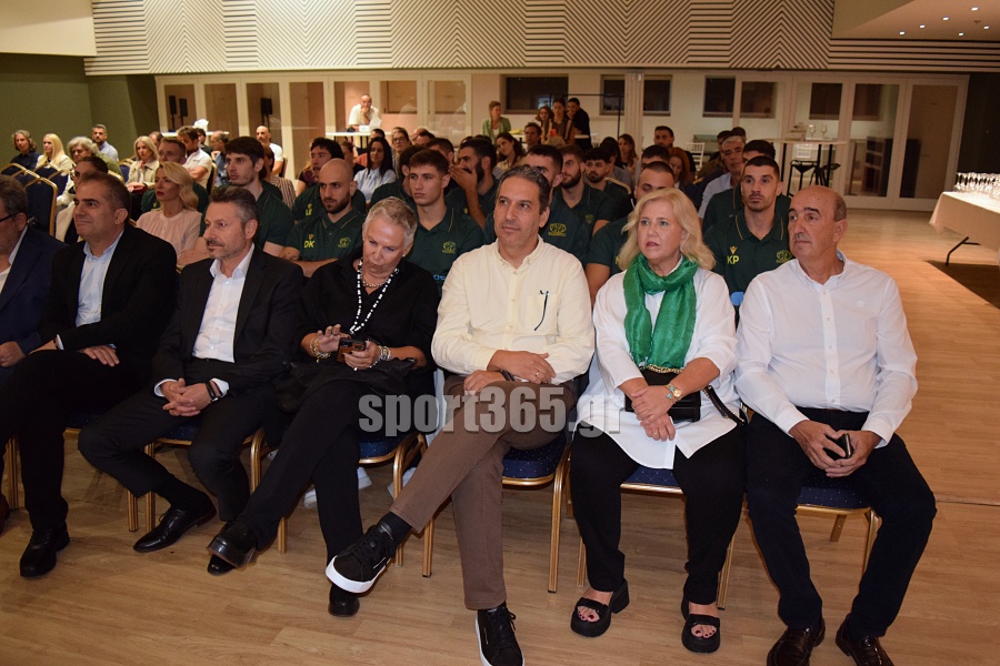 , &Kappa;&alpha;&lambda;&alpha;&mu;ά&tau;&alpha; 80: &Tau;ί&mu;&eta;&sigma;&epsilon; &chi;&omicron;&rho;&eta;&gamma;&omicron;ύ&sigmaf; &kappa;&alpha;&iota; &upsilon;&pi;&omicron;&sigma;&tau;&eta;&rho;&iota;&kappa;&tau;έ&sigmaf;, &pi;&alpha;&rho;&omicron;&upsilon;&sigma;ί&alpha;&sigma;&epsilon; &tau;&eta; &phi;&alpha;&nu;έ&lambda;&alpha; &kappa;&alpha;&iota; &tau;&omicron; ό&rho;&alpha;&mu;&alpha; &gamma;&iota;&alpha; &tau;&eta; Volley League – &Phi;&omega;&tau;&omicron;&gamma;&rho;&alpha;&phi;ί&epsilon;&sigmaf; &kappa;&alpha;&iota; &beta;ί&nu;&tau;&epsilon;&omicron;