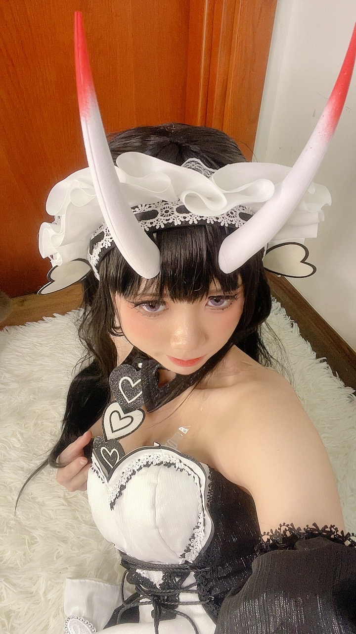 PoppaChan Noshiro Maid Cosplay (Azur Lane) – 117 Photos 11 Videos 408MB插图9