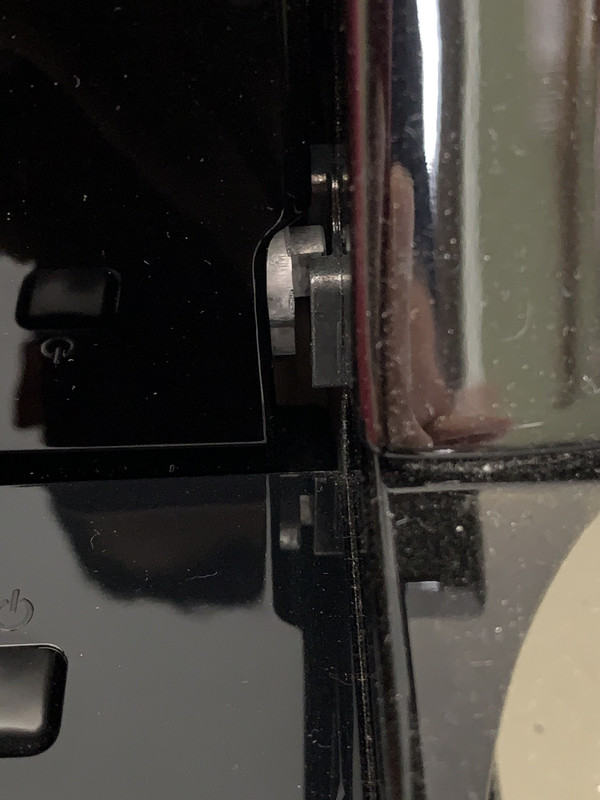 7ED8619A-AAC7-41AE-AA8E-83F631C0CDF9