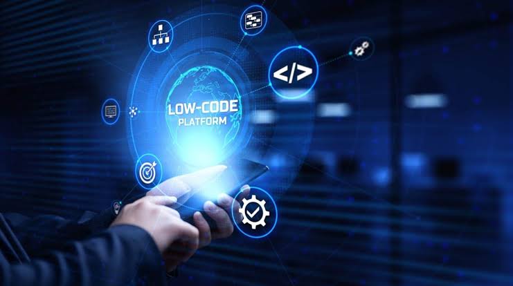 Low-Code Tools Simplifying Workflows with techloomz com Low-Code Tools Simplifying Workflows with techloomz com