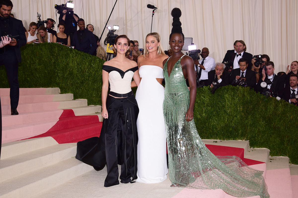 emmawatson-updates.com (344)