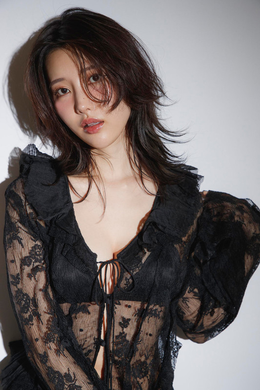 Japanese Idol Kanon Shizaki Kabone digital photo book re unplugged Miss KON com 077