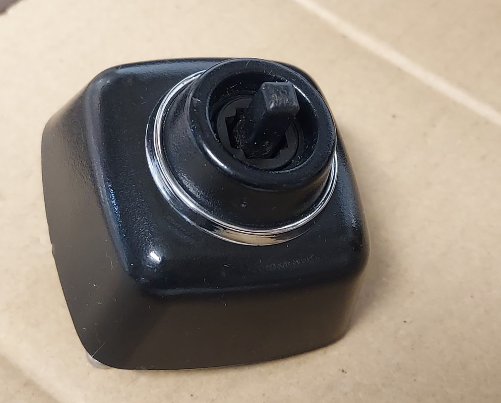 F156CCEA-9F45-4386-8853-72A750E983C0