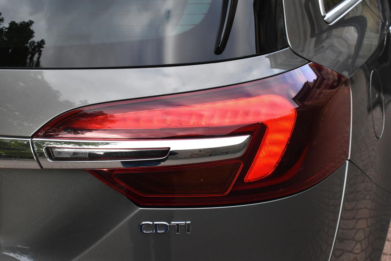 2016 66 VAUXHALL INSIGNIA 44