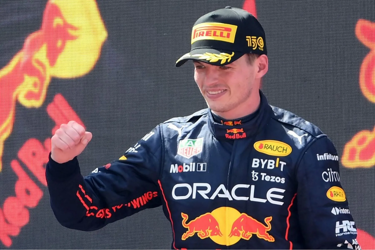 Max Verstappen consigue Pole Position, Checo Pérez largará 11° en GP España