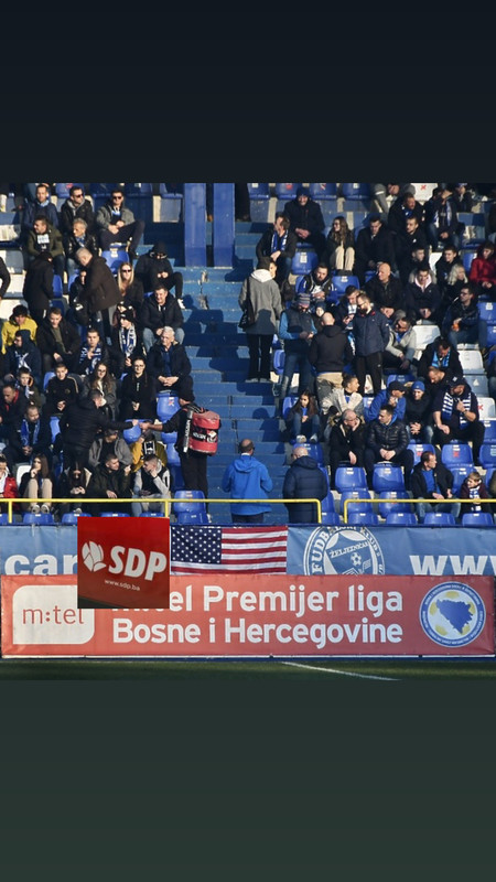 EDBB43B1-5471-4E2F-A549-7D1AAFACE9C1