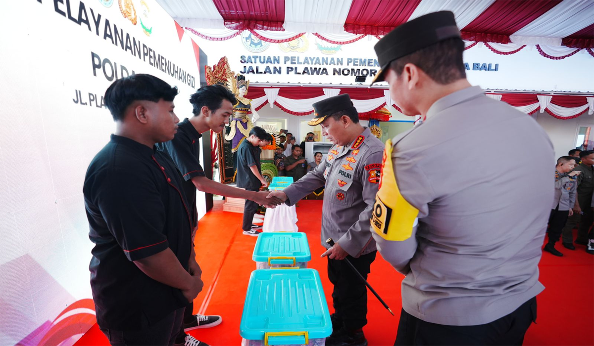 Kapolri Tinjau SPPG Polda Bali, Dukung Penuh Program MBG Nasional