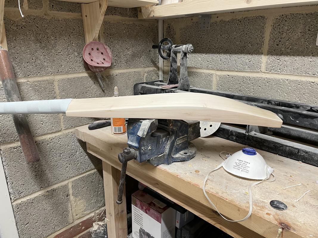 AD899ACD-D00D-42CE-917D-9C3669CF9040