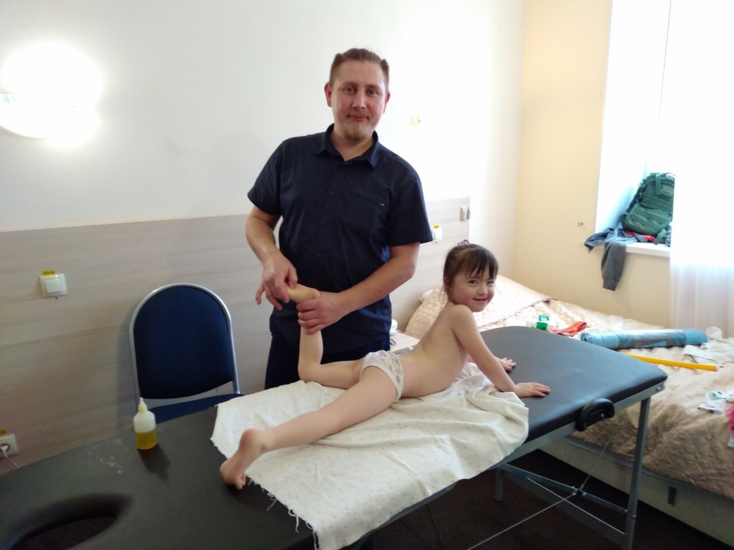 C5473B03-AEF6-4624-888E-8013C1E2E081