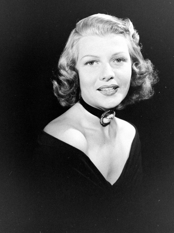 rita_hayworth_g36