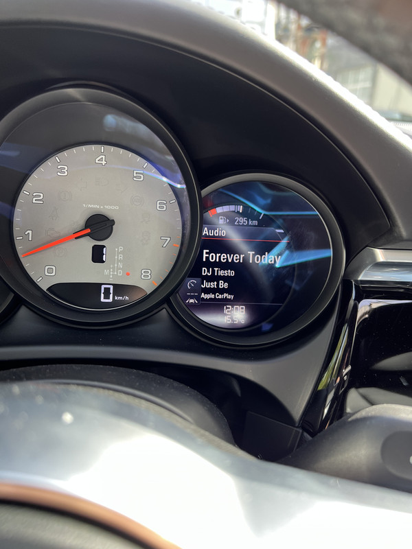 2BC89ABA-588C-4263-9D57-5BCDBF28822B