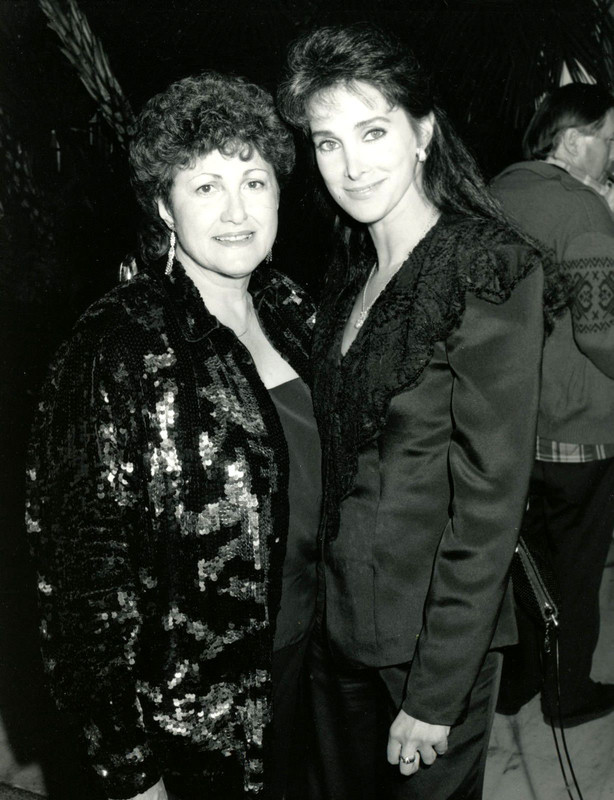 connie_sellecca_b34
