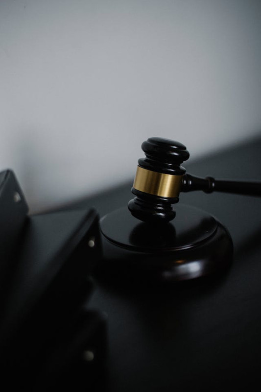lawyer.jpg