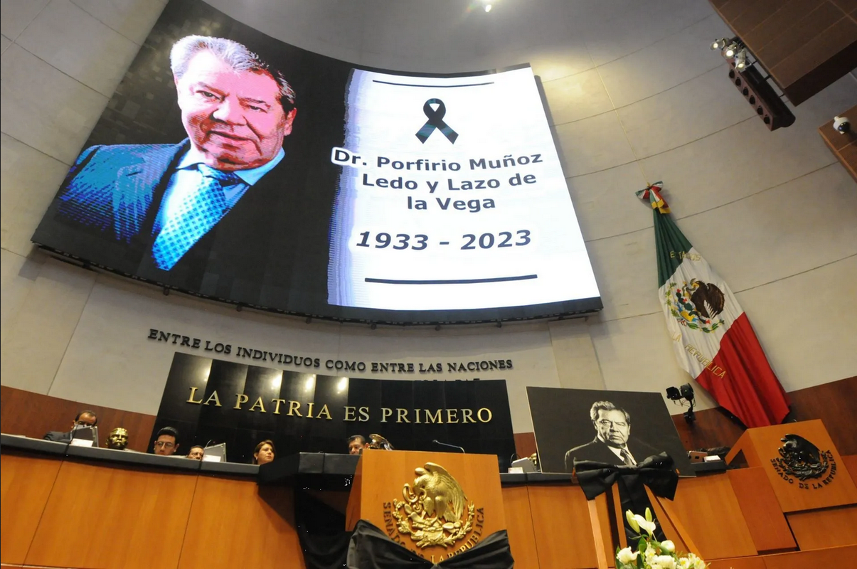 Rinden Homenaje en la Comisión Permanente a Porfirio Muñoz Ledo