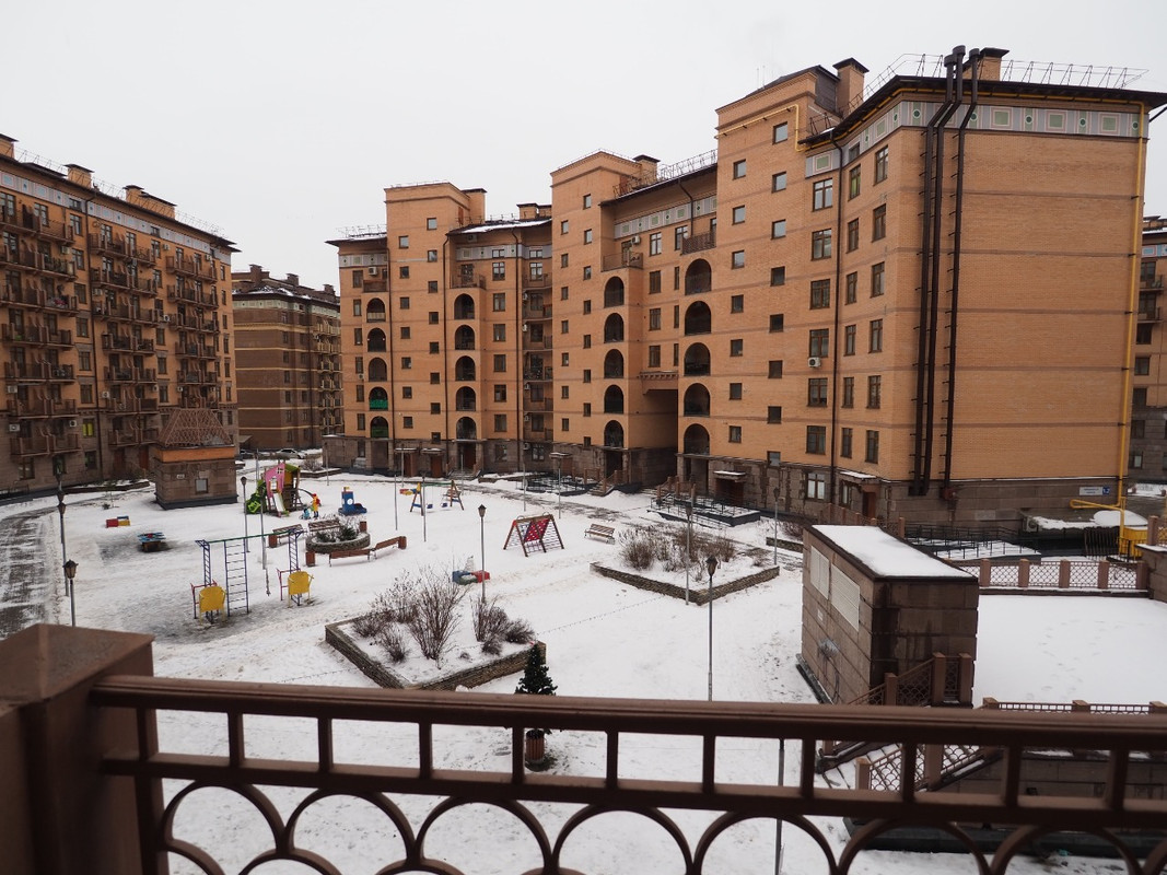 24371F2B-C5F3-41A4-93DF-C0EC9ED2C136