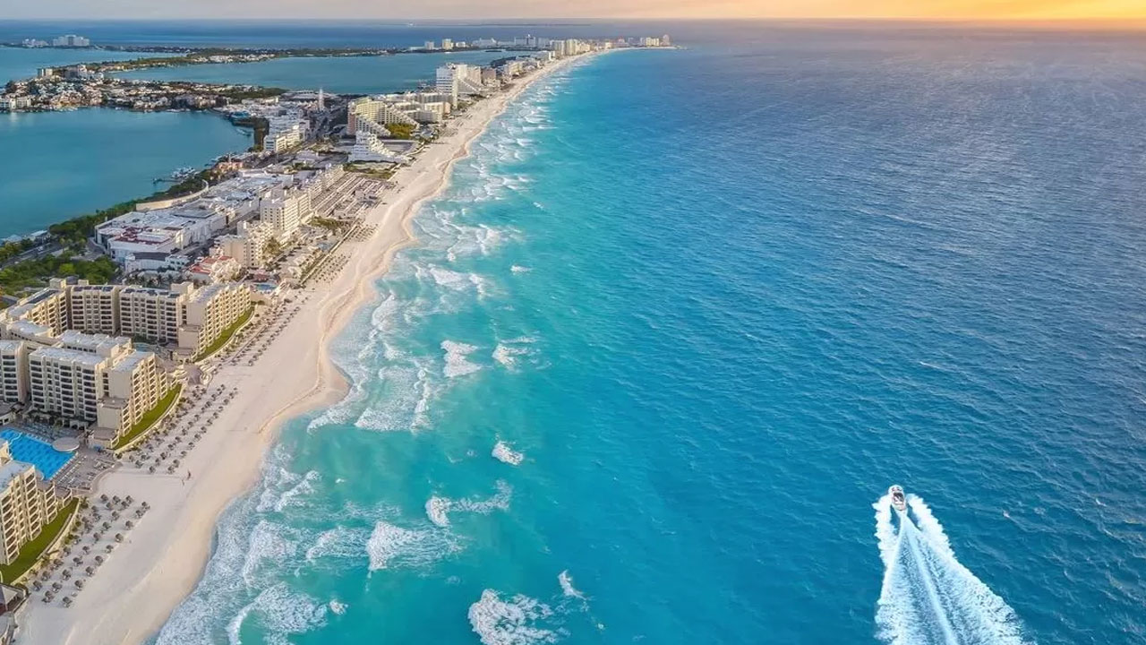Pesona Keindahan Pantai South Beach yang Sangat Terkenal 