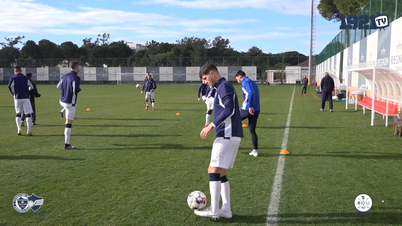 58AE0796-82AF-4D5F-B472-84C0B112C91B