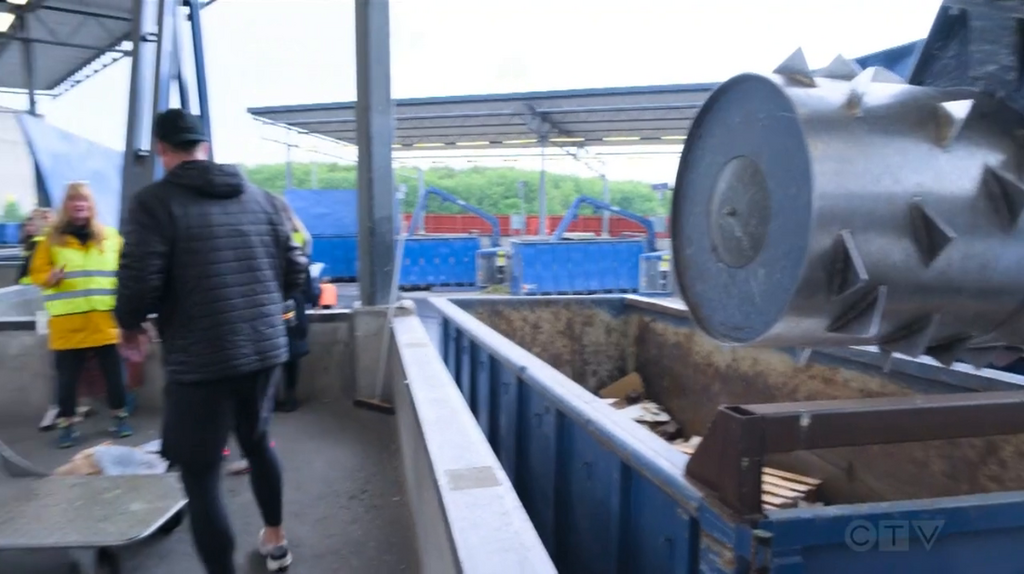 [Image: 2oyqtm435xyg.png]