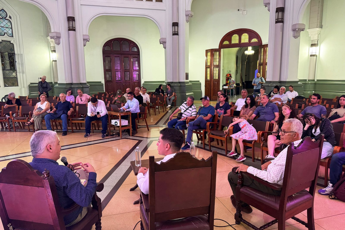 El tango sigue vivo en Medellín: ICPA conmemoró los 90 años de la muerte de Gardel