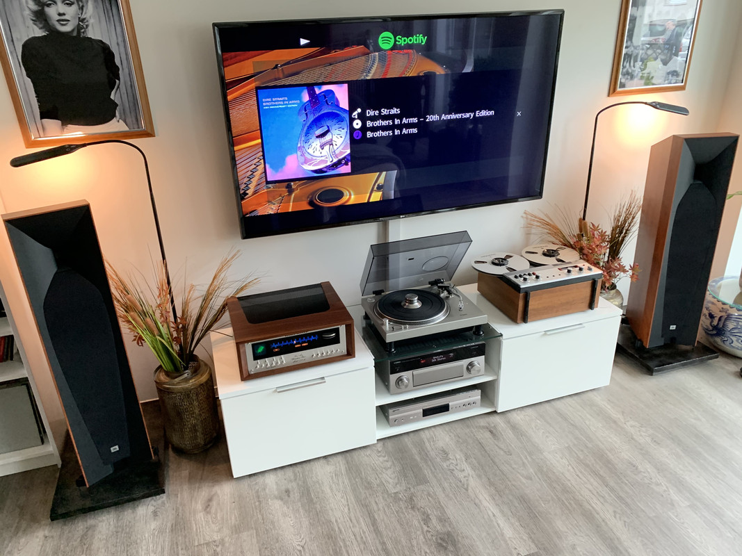 AFE02696-C5AF-4AEB-9D1C-79778ADAF5C5