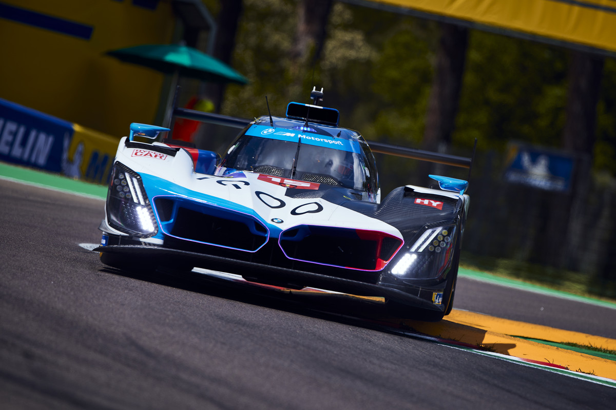 Voiture Collector SPARK 1/18 BMW M Des 24H Du Mans 2024 N°15 - Neuf, échelle Détaillée