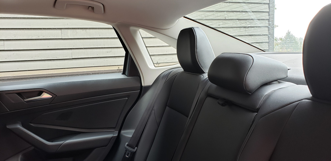 VW-Jetta-20.jpg