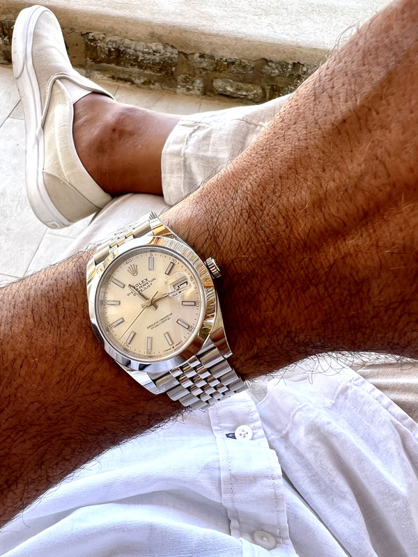 C7AAC8F3-1AAE-4424-ADCC-57BE994AC52A