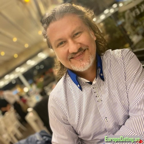 391988D9-38BF-4133-B10D-246C01856F5A