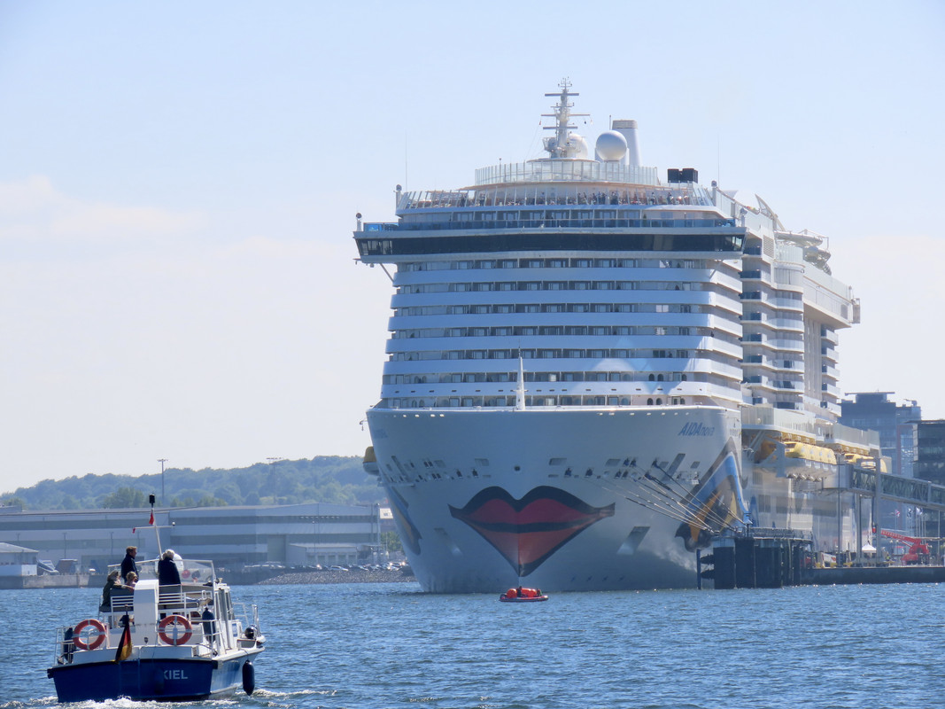 00A595AB-3646-496C-9675-AC921EDD43DE