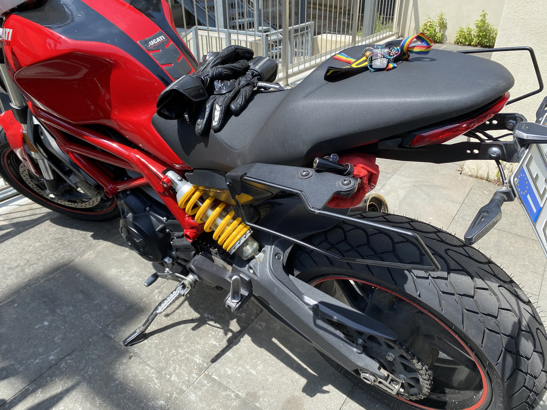 F73F2649-035E-4EEB-BE2A-1DDC7A9503DA