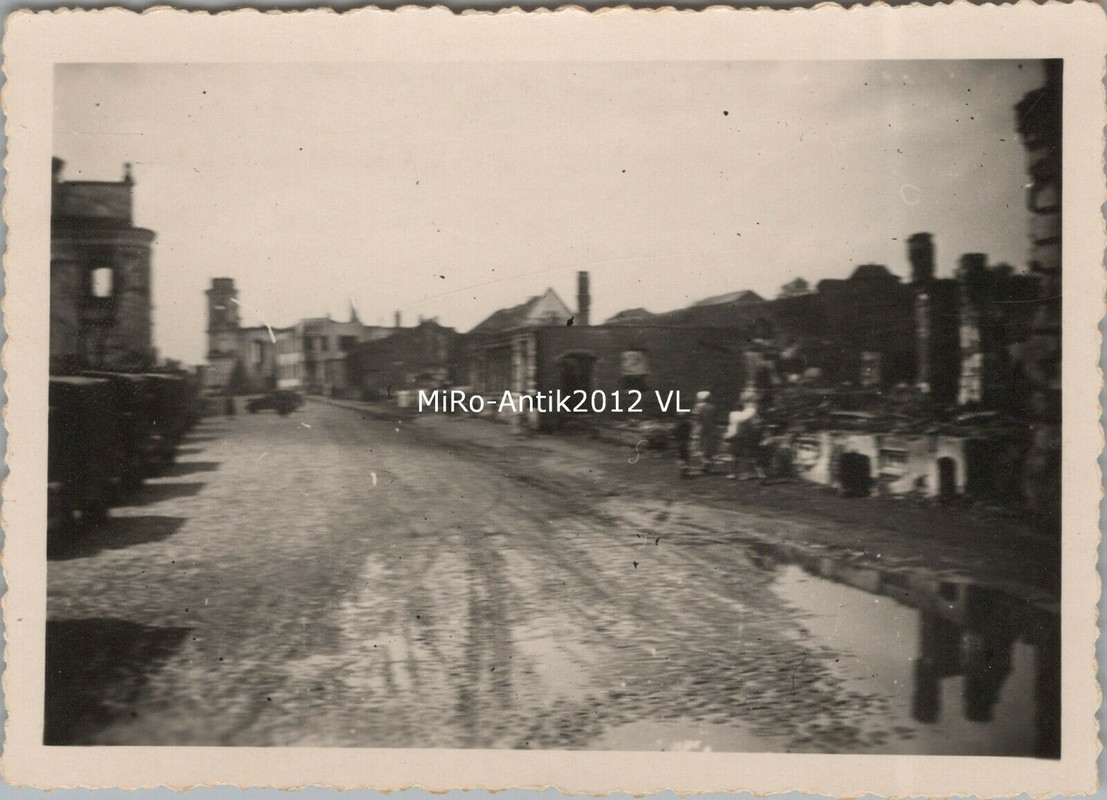 4 x Foto, Wk2, Straßenbild von Orscha in Belarus3