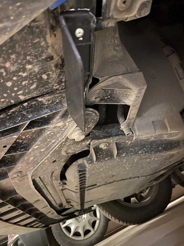 C5CA3099-D364-4FC8-84BF-FAF61553B1BC