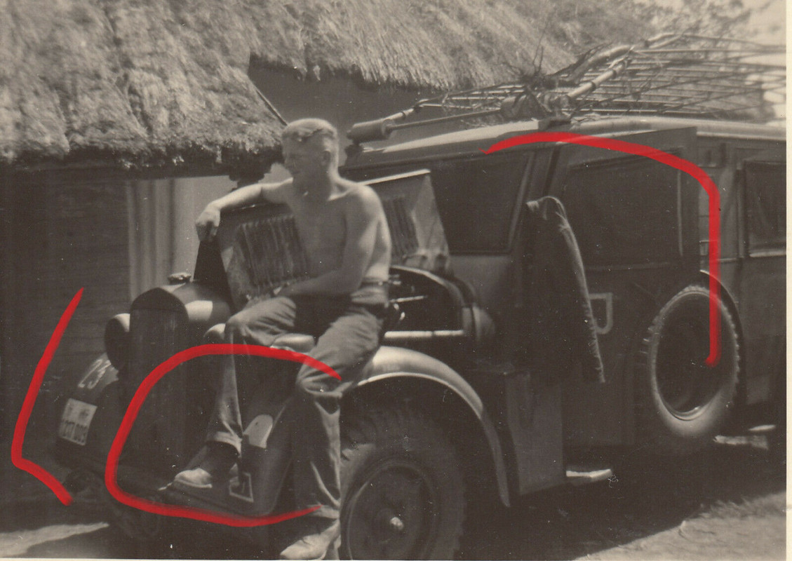 Foto Soldat Großdeutschland GD Sturmgeschütz Funkwagen PKW Wappen Russland