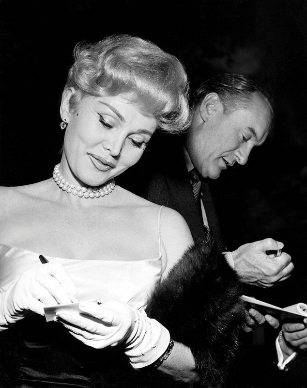 zsa_zsa_gabor_b17